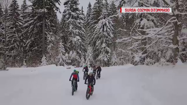 Biciclisti pe zapada