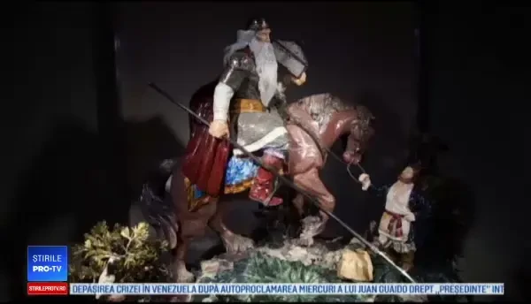 Un colecționar din Rusia a reînviat arta statuetelor din pietre semiprețioase.