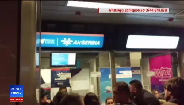 Nemulţumiri şi probleme în aeroporturi, gări şi trafic. Haosul creat de ploaia îngheţată