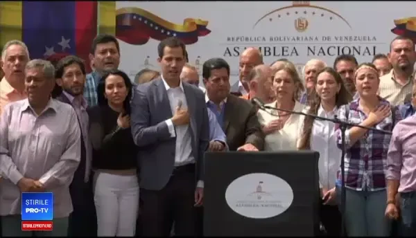 Oferta lui Juan Guaido pentru Maduro: amnistie în schimb renunțării la ”tron”