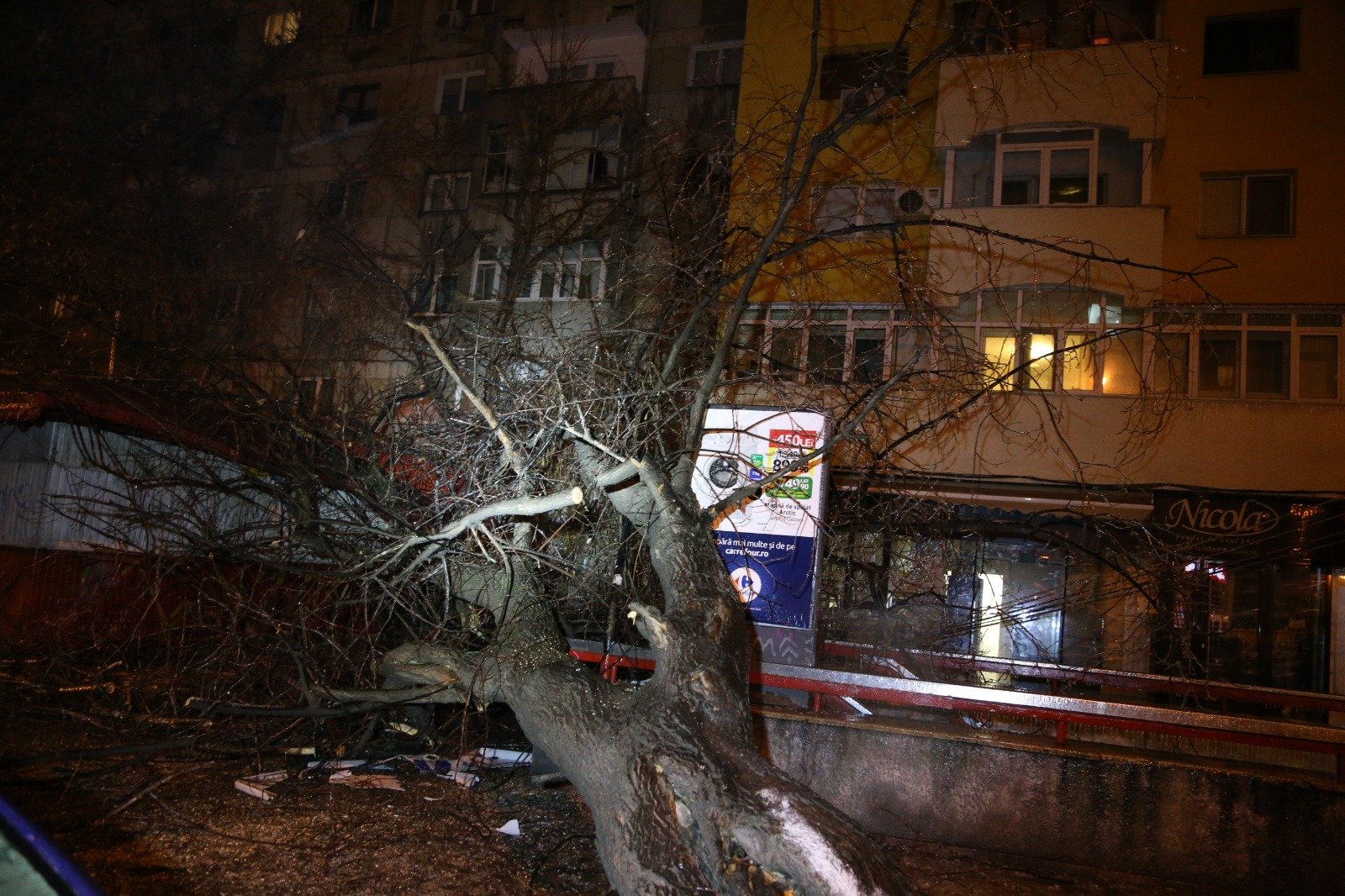 incidente bucuresti, polei