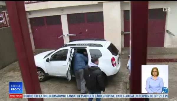 Un bătrân de 80 de ani, din Dâmboviţa, şi-a ucis cu toporul un vecin, de 59 de ani