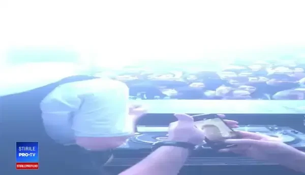 DJ-ul Lost Frequencies a adus atmosfera de la Untold într-un club din Capitală. VIDEO