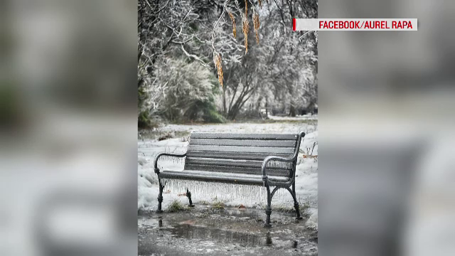 Bucureștiul, transformat într-un „regat de gheață” după freezing rain. FOTO
