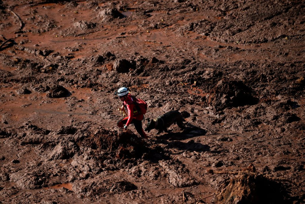 300 de persoane, în continuare dispărute după dezastrul ecologic din Brazilia