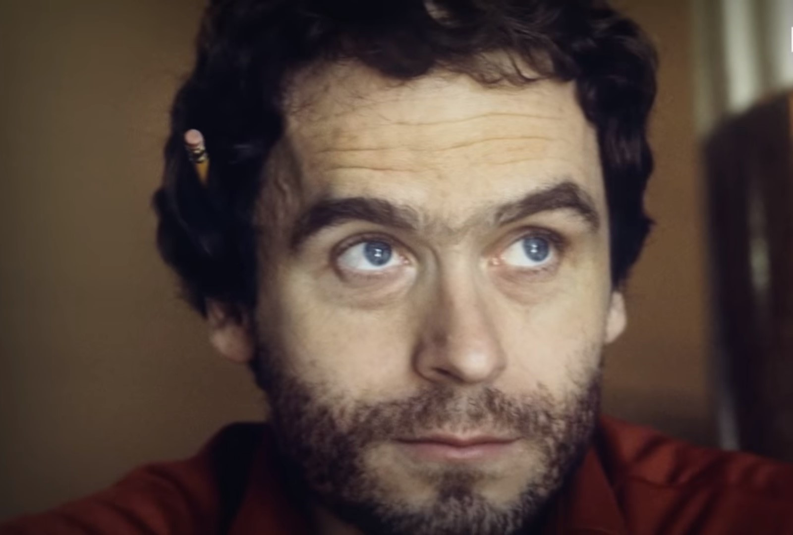 Nu vă uitați la acest documentar SINGURI!