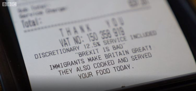 Mesajul despre imigranți, tipărit pe bonuri fiscale în UK. ”Am primit amenințări cu moartea”