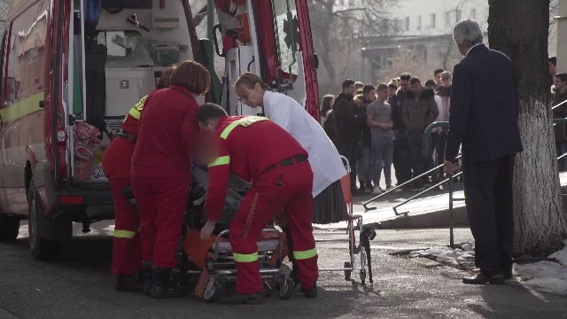 Mesajul lăsat pe Facebook de tânărul care și-a înjunghiat brutal fosta profesoară