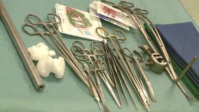 Reacția ministrului Pintea după ce un chirurg a uitat un pansament în abdomenul pacientei