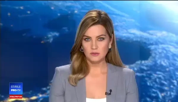 Accident mortal, surprins de o cameră video. O mașină a trecut peste un bărbat întins pe drum