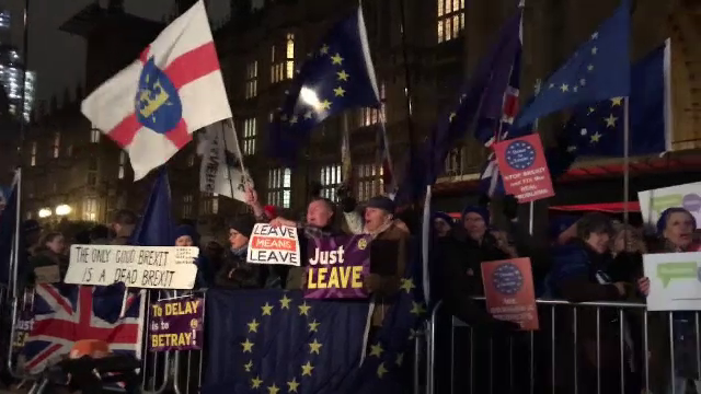 Theresa May a primit sprijinul Parlamentului pentru acordul de BREXIT, dar cu o condiție