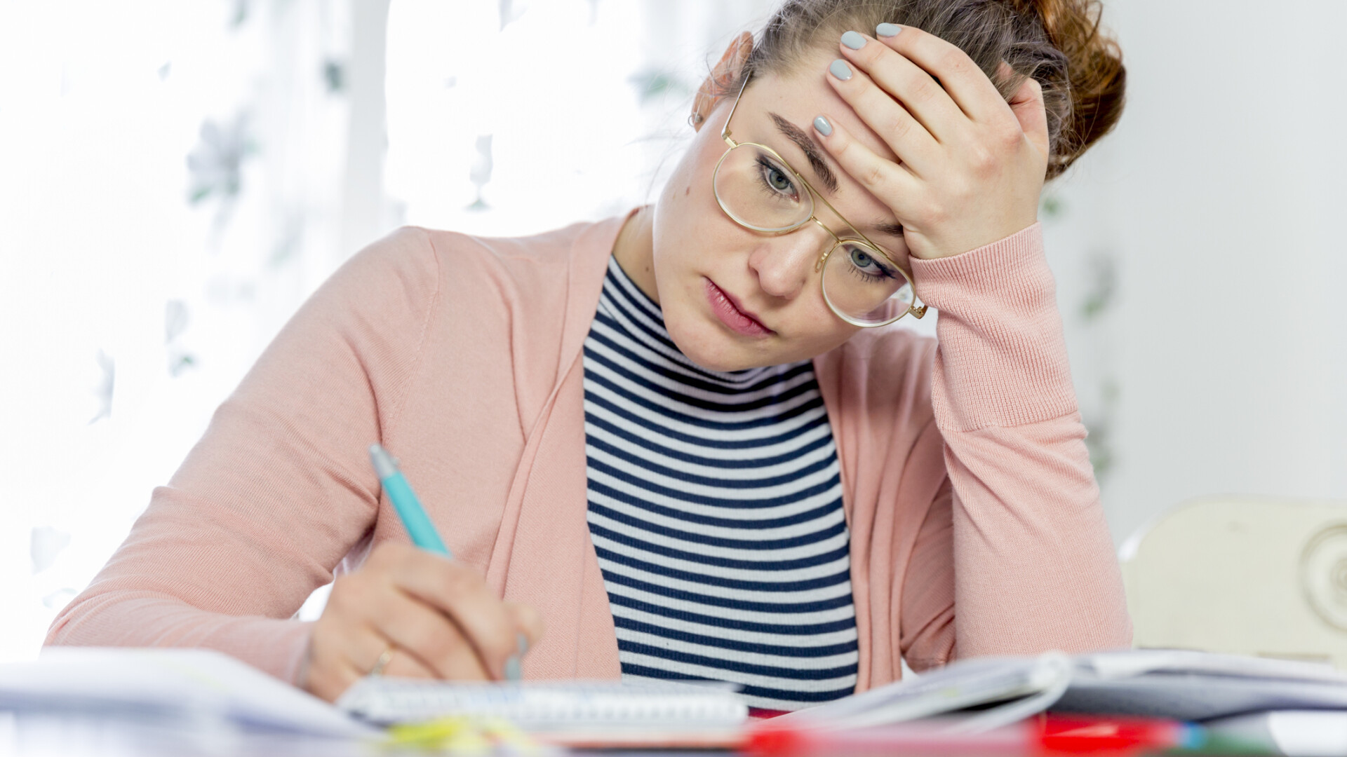 Cum tratăm îngrijorarea inutilă. Ce puteţi face în doar 5 minute