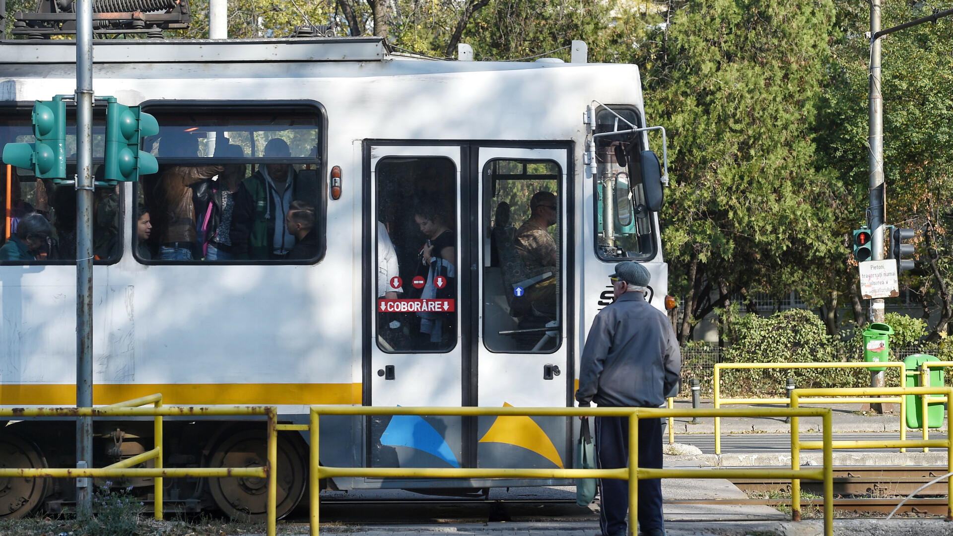 Paşte 2019. Programul mijloacelor de transport în comun din Capitală în noaptea de Înviere