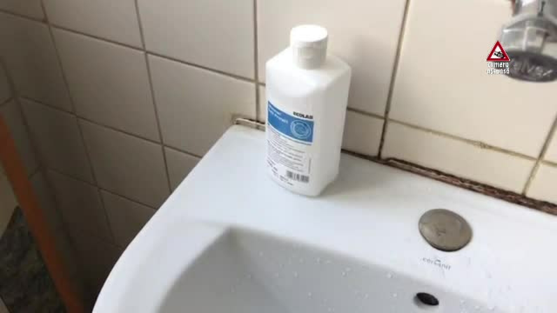 spital camera ascunsa