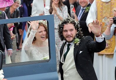 Ce i-a spus Kit Harington soției sale încât nu a mai vorbit cu el trei zile. ”Ea a vrut să știe”