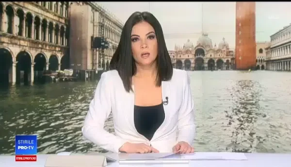 „Acqua alta” în Veneția. Toate străzile și localurile din oraș au fost inundate