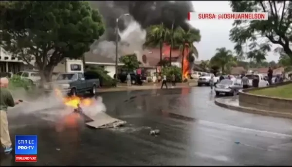 Cinci morți și doi răniți după ce un avion s-a prăbușit peste o casă, în California