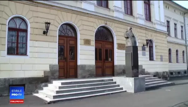 Scandal uriaș în educație. Ce sunt obligați să facă elevii cu medii sub 8