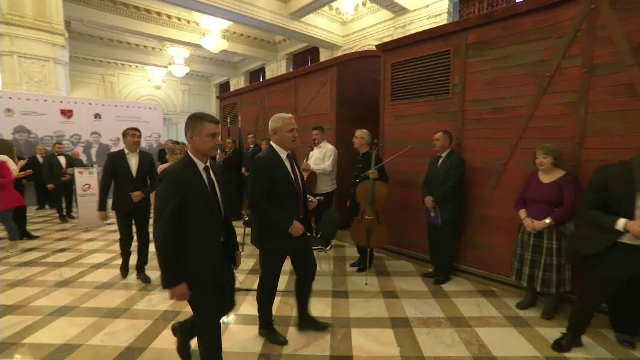 ”Vagoanele morții”. 74 de ani de la eliberarea deținuților din lagărul de la Auschwitz