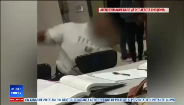 Scandal la un liceu din SUA. Un elev a fost bătut cu pumnii de antrenor de fotbal