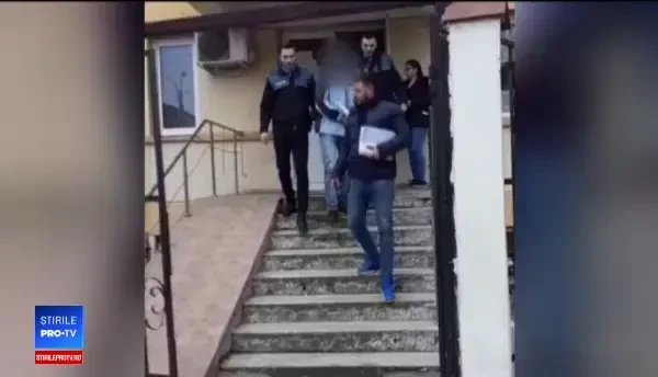 Băiețel ademenit de un individ de 31 de ani să-i trimită poze indecente. Cum a căzut în plasa lui