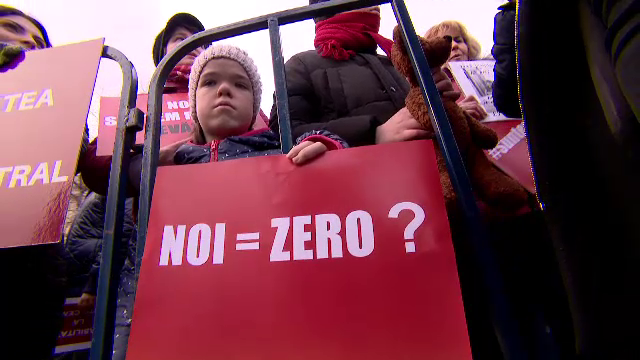 Protest la Guvern, după adoptarea bugetului. "Efectiv nu o să mai avem din ce trăi"