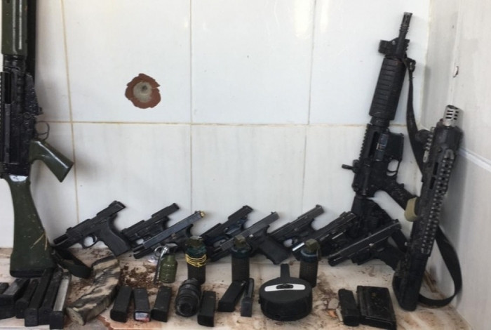 Masacru în favelele din Rio. Cel puţin 13 morţi, într-o bătălie între poliţie şi bande