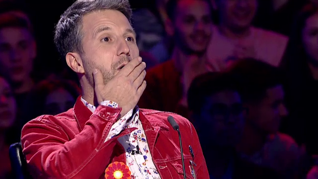 Românii au talent, primul Golden Buzz. Momentul în care o croitoreasă impresionează juriul