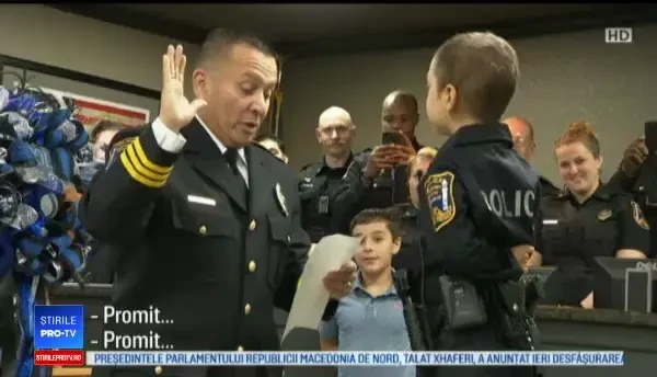 Momente emoționante pentru o fetiță de 6 ani cu cancer. Cum au surprins-o polițiștii