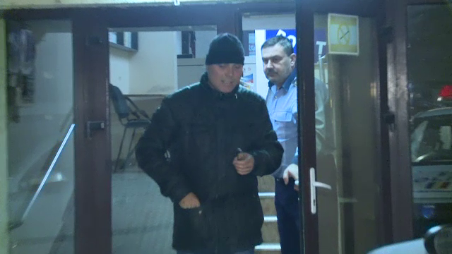 Decizia în cazul bărbatului bănuit că se dădea dentist: „Sunt la o specializare medicală”