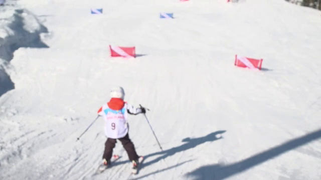 Competiție de schi pentru copii, la Păltiniș: „Eu mă dau de 7 ani, de la 3 ani”