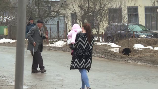 Cele mai putine nasteri in Romania din ultima jumatate de secol. Solutia autoritatilor