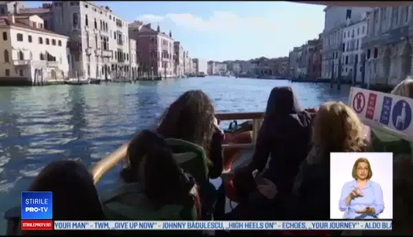 Turiştii vor plăti o taxă pentru a vizita Veneţia dacă nu rămân peste noapte în oraş