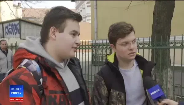 Campanie pentru stoparea ”atențiilor ilegale” din școli. Adevărul din spatele fondurilor