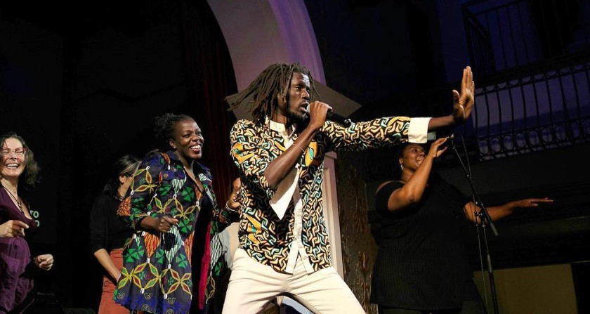 "Copilul soldat" devenit un rapper celebru. Ororile pe care le-a trăit în războaie