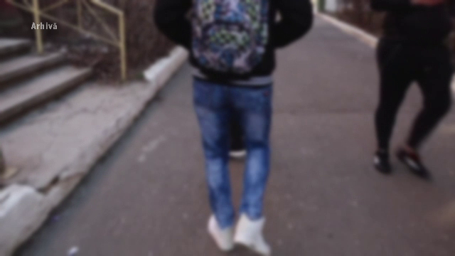 O profesoară din Alba a întreținut relații intime cu un elev minor. Cum s-a aflat