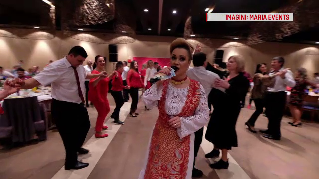 Valentine's Day, sărbătorită cu muzică populară de românii din Spania. "Verde foaie lată"