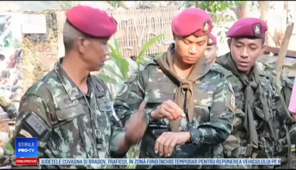 Soldaţii care au învățat să bea sânge de șarpe și să mânânce scorpioni şi larve