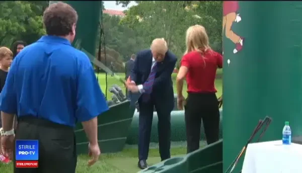 Donald Trump nu poate rezista fără golf. A instalat la Casa Albă un simulator