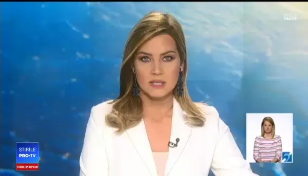 Taxi spulberat de tren, la Orșova. Unul din pasageri a murit