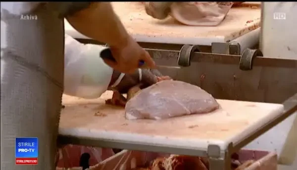 Autorităţile sanitare, în alertă. Carne de porc dintr-o zonă de risc cu pestă, în România