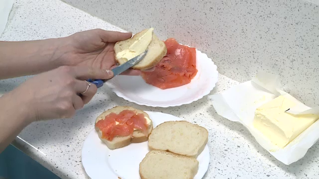 Alertă alimentară în România. Produs contaminat vândut de 3 lanțuri de magazine din țară