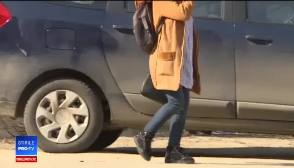 Cazul Raluca Bârsan: pacienți care dau șpăgi la stat, pentru a fi tratați de un medic fals