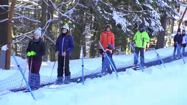 Vacanța intersemestrială ar putea dispărea. Părinții sunt cei mai nemulțumiți