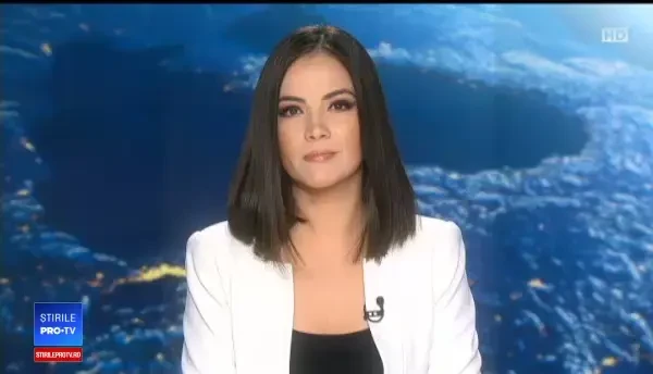 Misterul unei nave românești, pe Dunăre. De ce are un singur marinar la bord