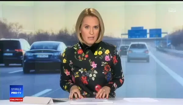 Momentul în care o mașină fără șofer evită un accident. VIDEO