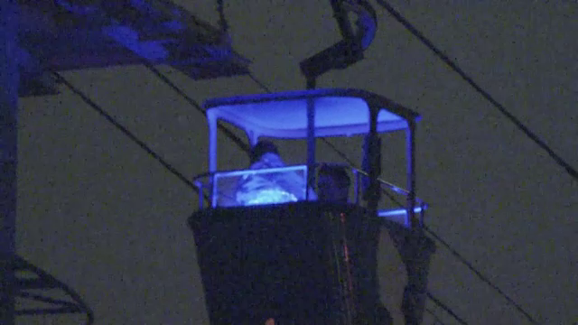 16 oameni blocați la înălțime în 5 telecabine la parcul Seaworld