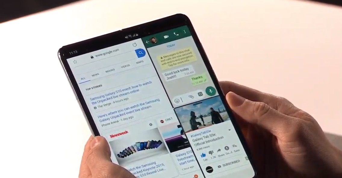 iLikeIT. Cât de folositor este un telefon flexibil. Bătălia dintre smartphone și tabletă