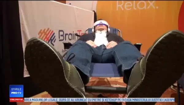 iLikeIT. Au fost inventați ochelarii care pot înlocui 4 ore de somn în 15 minute