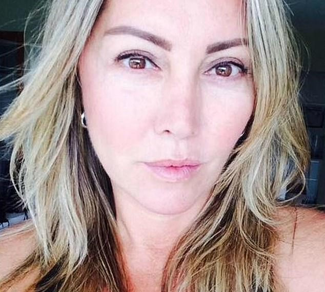 IMAGINI ŞOCANTE. Cina s-a transformat într-o bătaie soră cu moartea. Vecinii nu au recunoscut-o